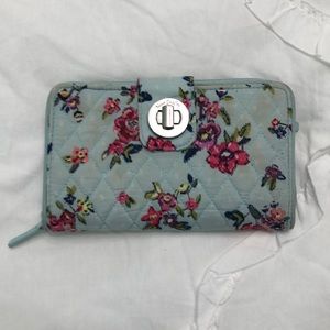 VERA BRADLEY WALLET